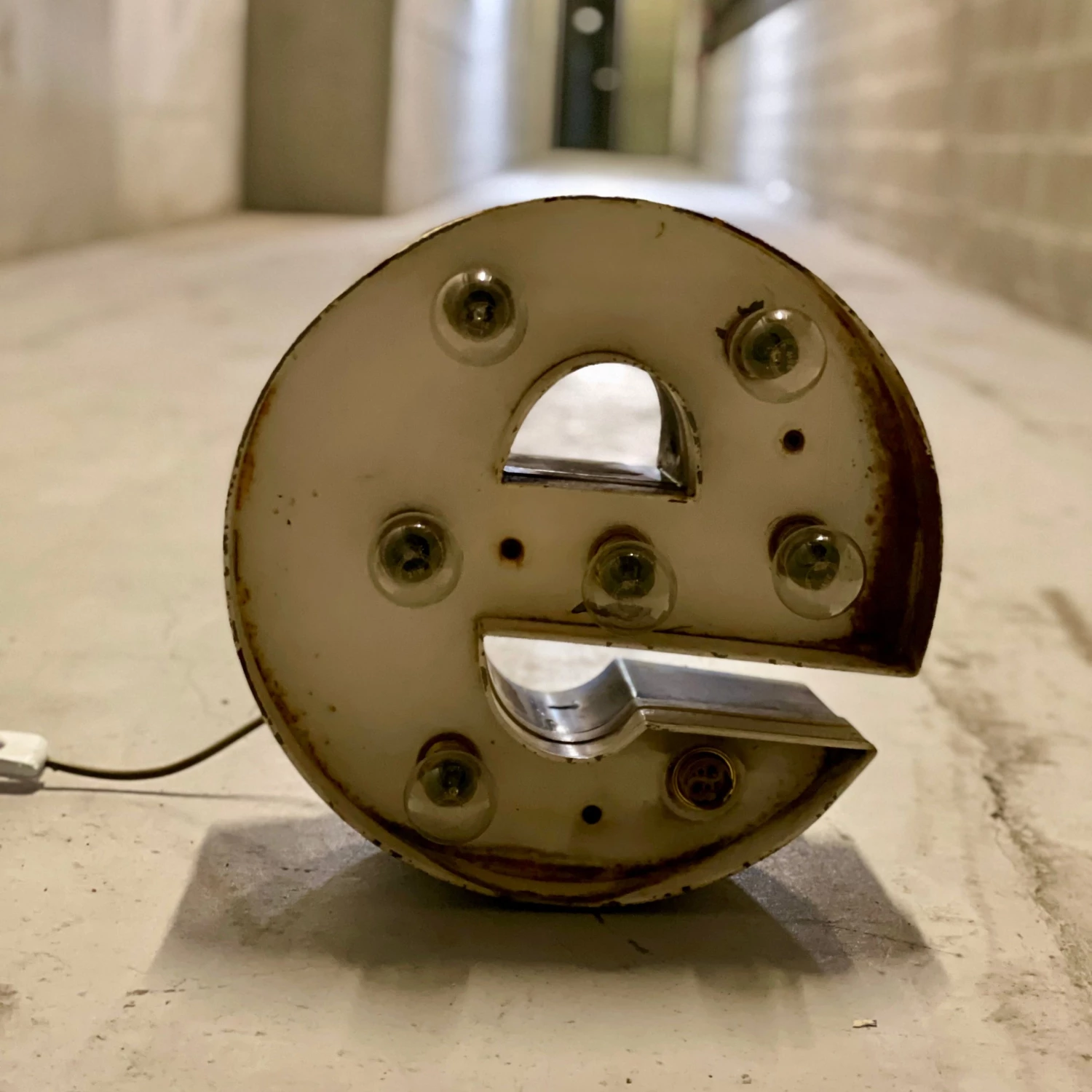 Scout House Gifts Vintage Letter 'e' Light #2 3 Scout House Gifts Vintage Letter 'e' Light #2