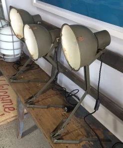 Scout Gifts Vintage Folding Army Table Lamp- Green And Cream Enamel 7 Scout Gifts Vintage Folding Army Table Lamp- Green And Cream Enamel