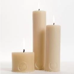 Scout Homewares Queen B Solid Beeswax Pillar Candle 15cm
