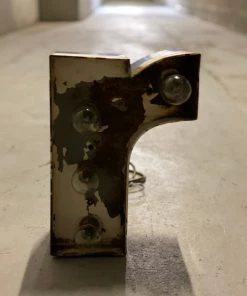 Scout House Vintage Letter 'r' Light