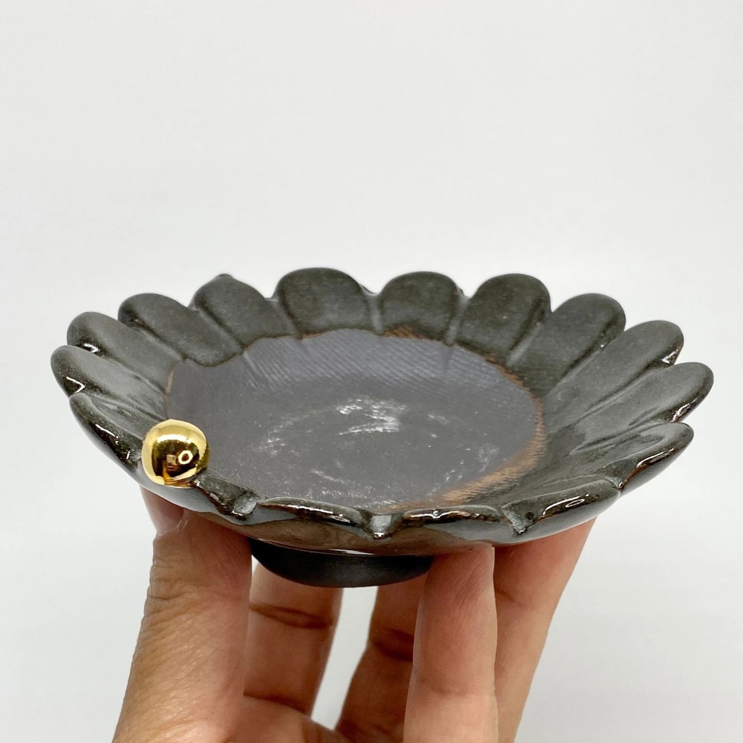 Bridget Bodenham Pedestal Bowls - Flower Dish 5 Bridget Bodenham Pedestal Bowls - Flower Dish