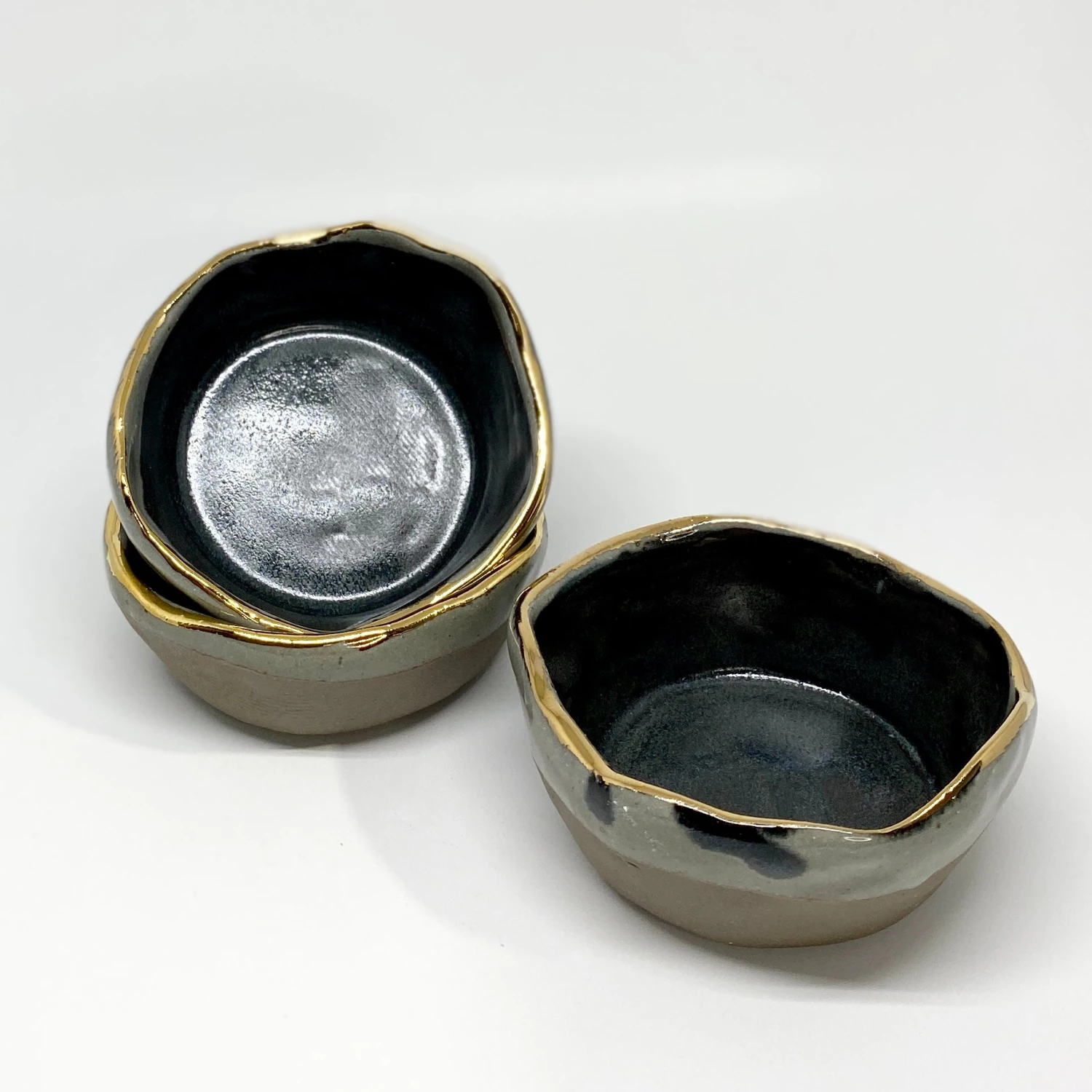 Bridget Bodenham - Salt Pot With Gold Rim 3 Bridget Bodenham - Salt Pot With Gold Rim