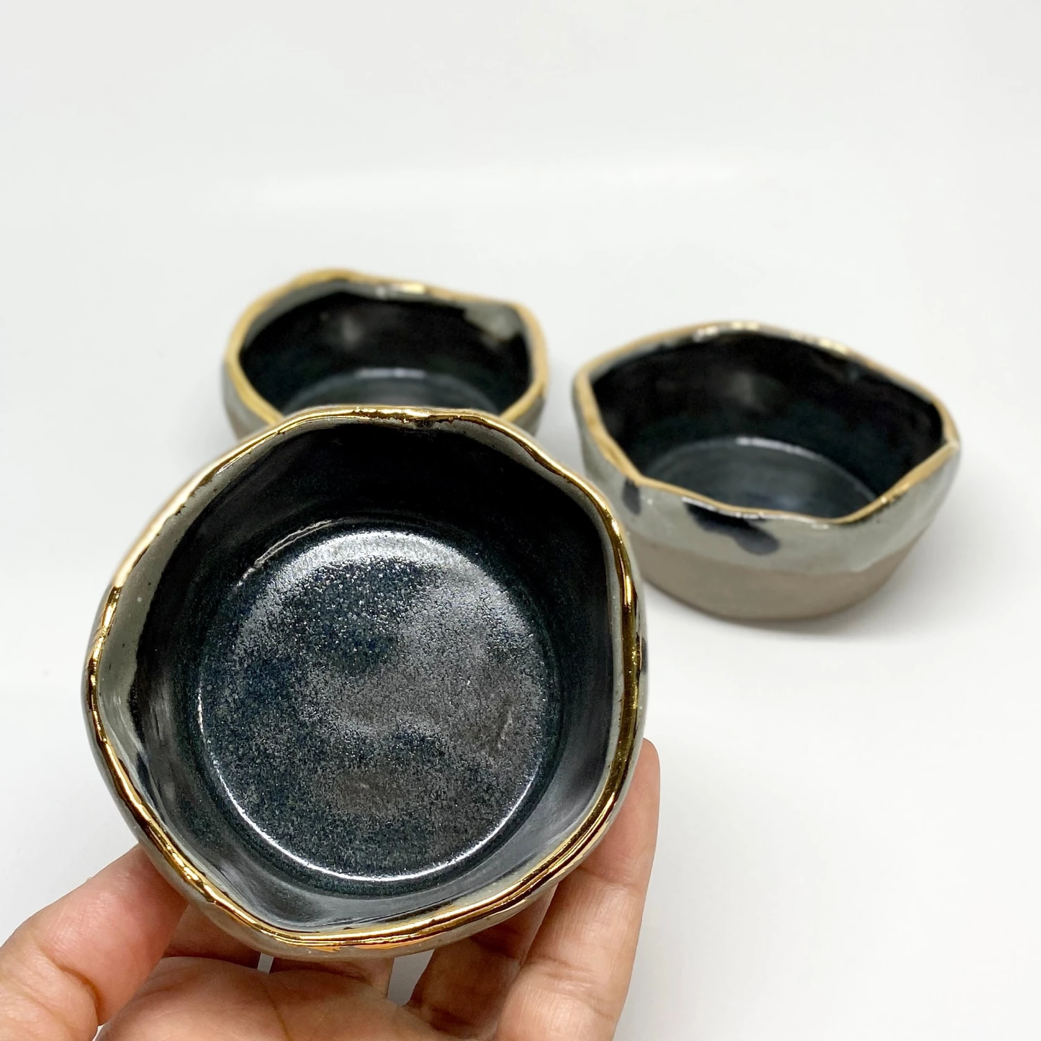 Bridget Bodenham - Salt Pot With Gold Rim 7 Bridget Bodenham - Salt Pot With Gold Rim