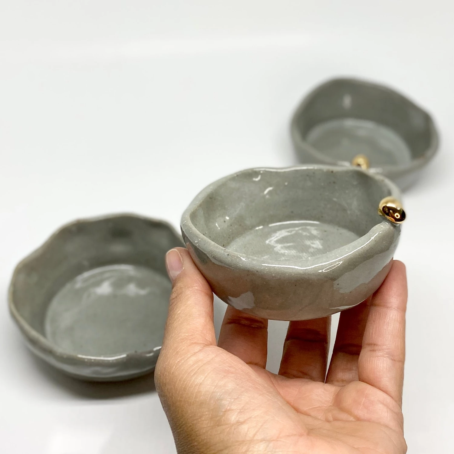 Bridget Bodenham - Salt Pot Grey And Gold Pearl Gifts 5 Bridget Bodenham - Salt Pot Grey And Gold Pearl Gifts