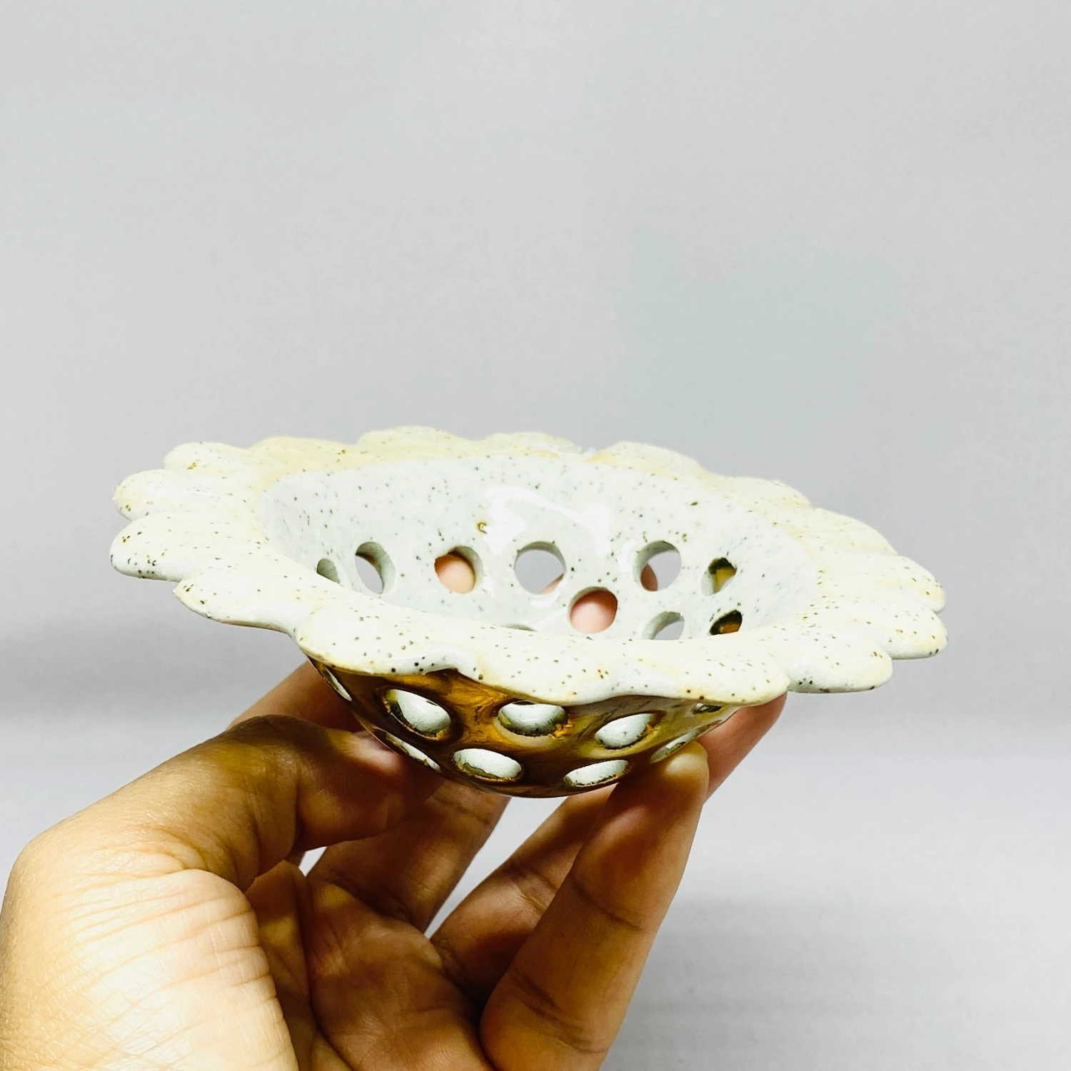 Gifts Bridget Bodenham Flower Strainer 8 Gifts Bridget Bodenham Flower Strainer