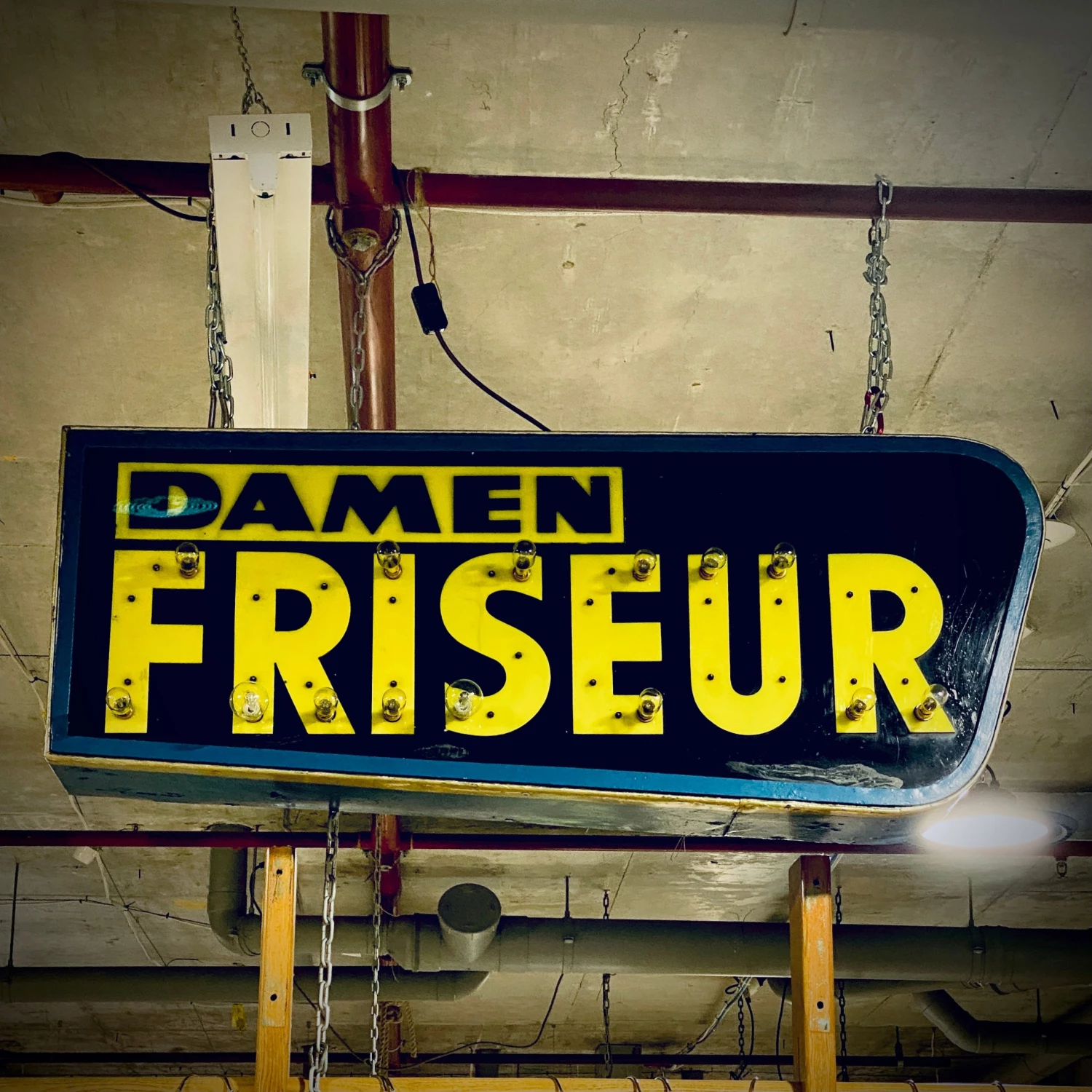 Scout House Vintage DAMEN FRISEUR (Ladies Hairdresser) Sign Gifts 3 Scout House Vintage DAMEN FRISEUR (Ladies Hairdresser) Sign Gifts