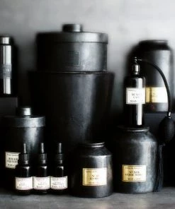 MAD ET LEN - SCENTED CANDLE - FIGUE NOIRE - 300G Homewares