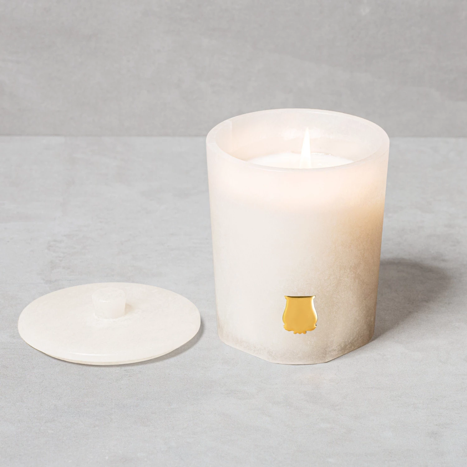 Homewares Ernesto Alabaster Candle By Cire Trudon 5 Homewares Ernesto Alabaster Candle By Cire Trudon