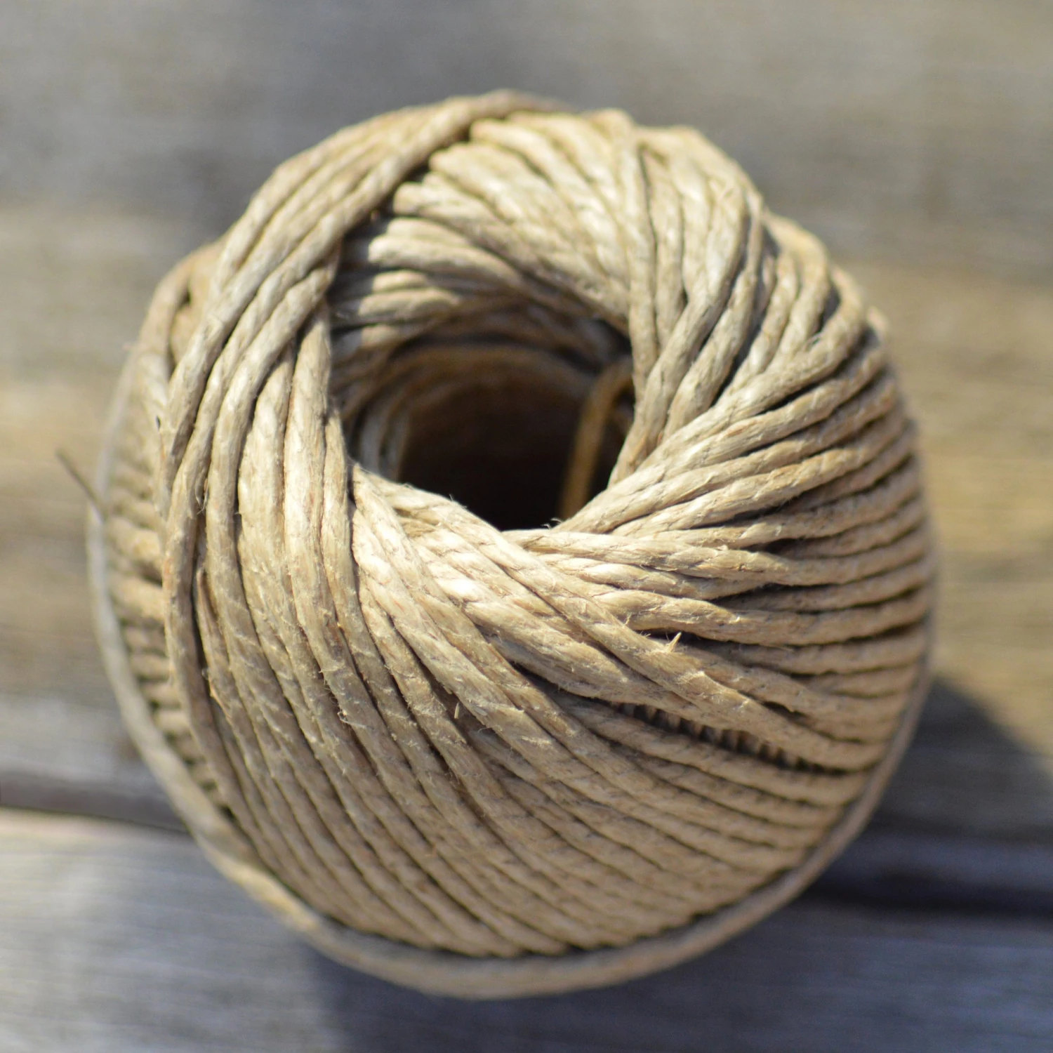 Scout Pure European Linen Cord Twine- Large 500g Ball. 4 Scout Pure European Linen Cord Twine- Large 500g Ball.
