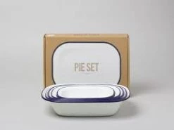 Falcon Enamelware Homewares Falcon Enamel Pie Set 11 Falcon Enamelware Homewares Falcon Enamel Pie Set