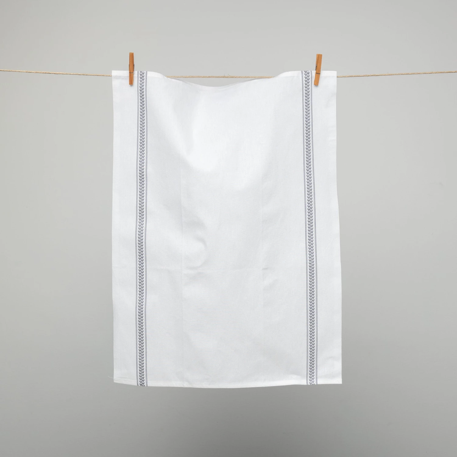 French 100% Cotton White Tea Towel With Black Epi & Black Stripes By Charvet Editions Gifts 3 French 100% Cotton White Tea Towel With Black Epi & Black Stripes By Charvet Editions Gifts